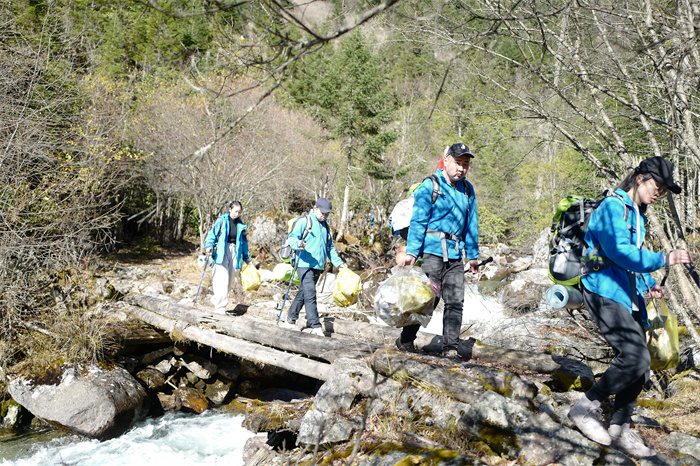 1669976550395872.jpg L1170380.jpg